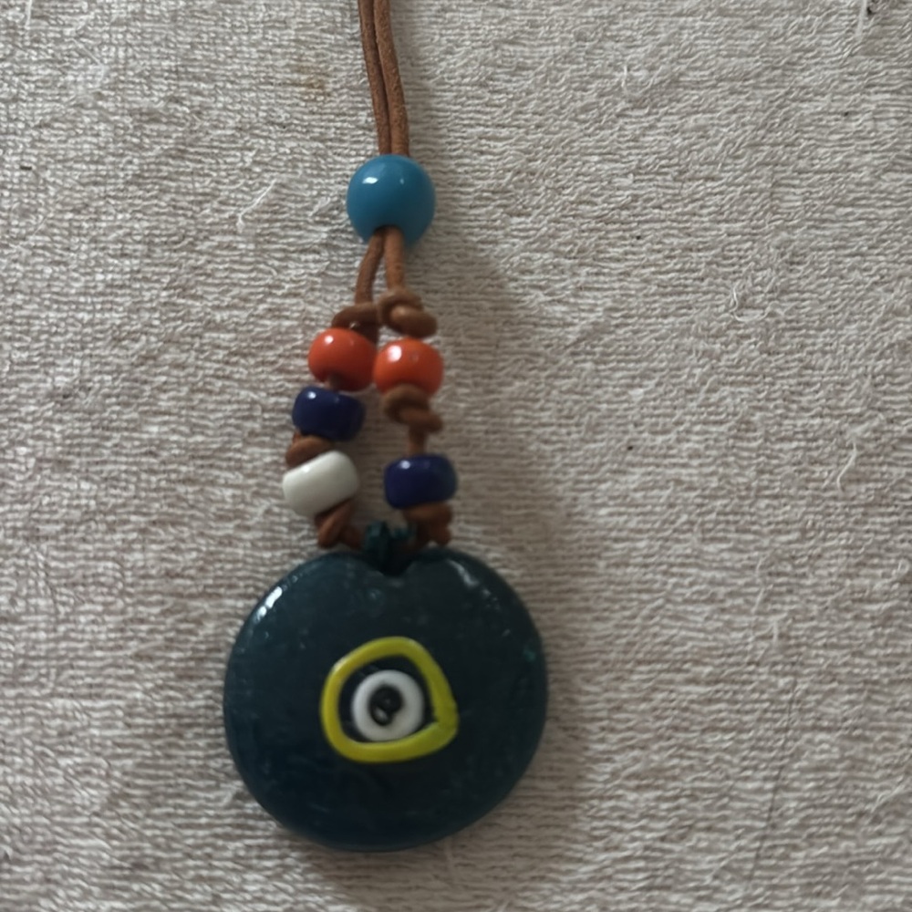 Hand disign - Picture 2 of 3